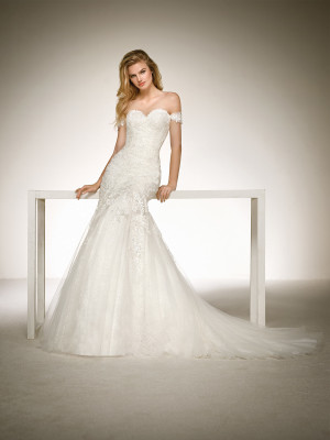 pronovias dona