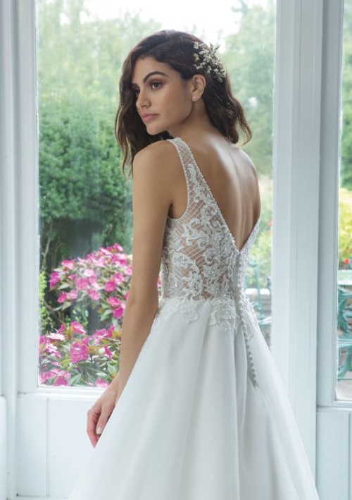 Sweetheart Bridal Gown Style 11070