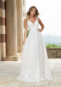 Mori Lee Dina