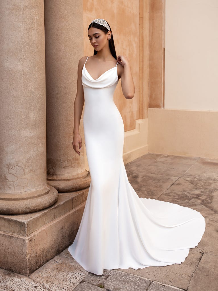 Pronovias bianca clearance